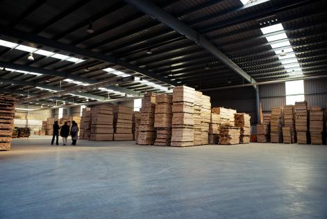 Almac&eacute;n de MADERAS VILLAPOL S.A.